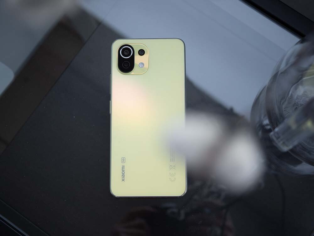 Xiaomi 11 lite 5g. Ксиоми ми 11 Лайт 5g. Mi 11 Lite 5g белый. Сяоми 11 про 5g.