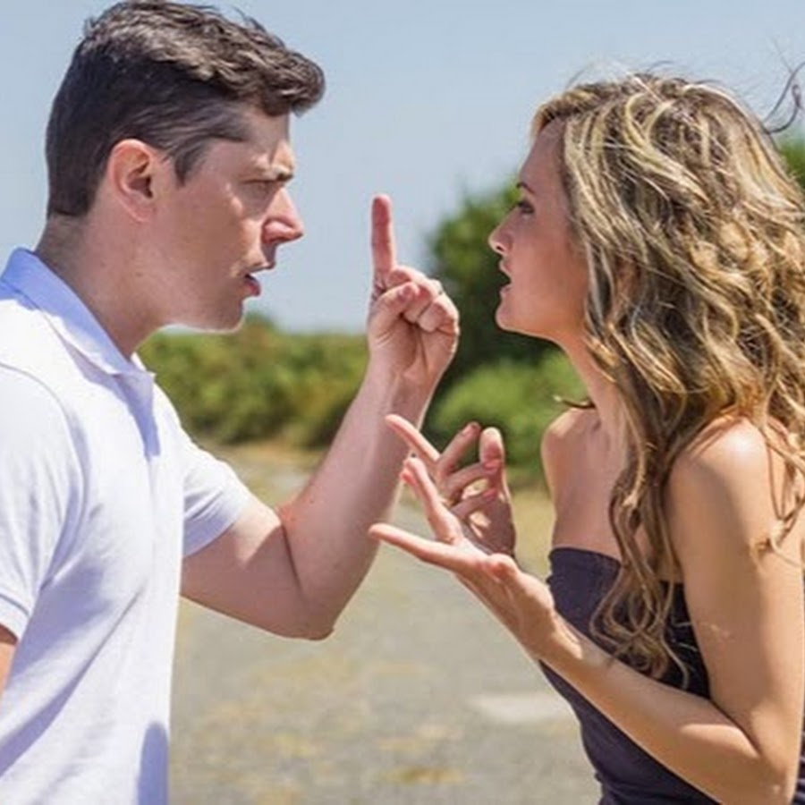 Сорра неизбежна в отношениях, однако постарайтесь сгладить углы максимально возможным способом.