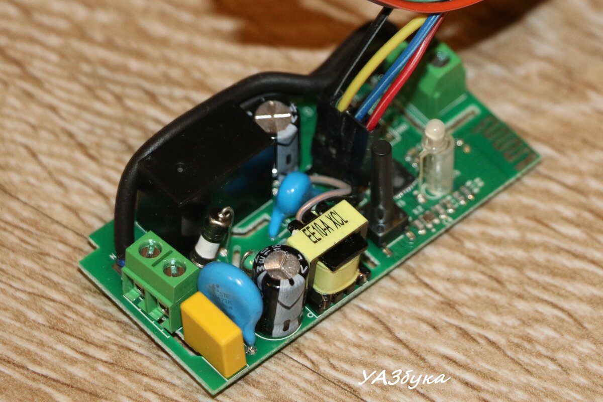 Wi-Fi реле Sonoff без крышки. Подготовка к перепрошивке микропрограммы