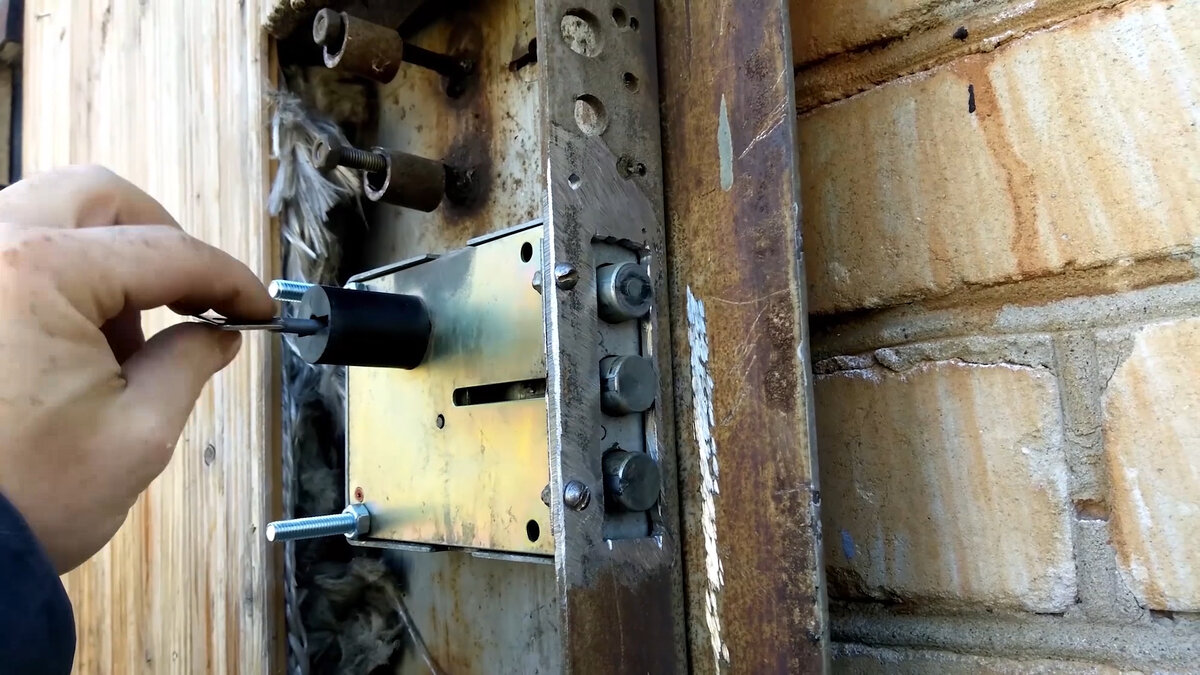 Отличный замок в гараж: установка | Hand-Mader | Дзен