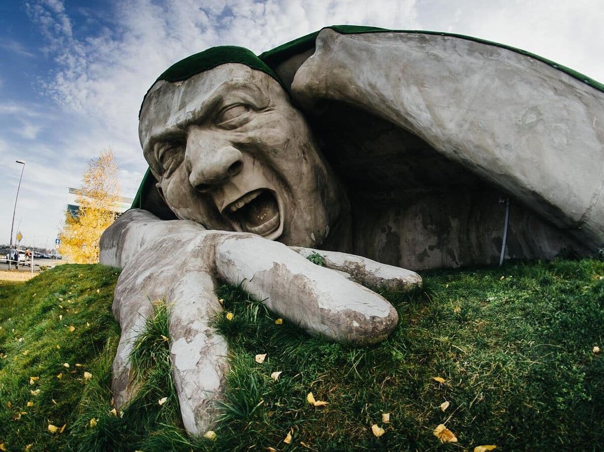 делегатский парк москва. фотосессия прогулка по москве. куда сходить погулять с подругой. маршрут для фотопрогулки питер. две девушки путешествуют.