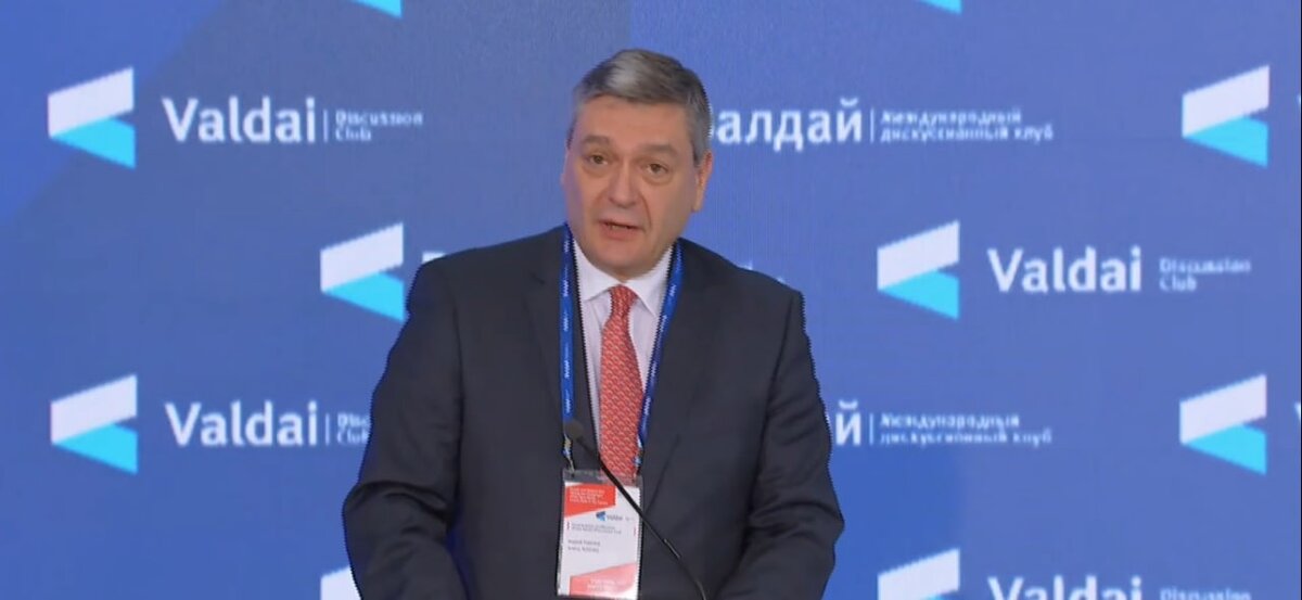 Фото: Кадр из видео Valdai Club... Подробнее: https://kursiv.uz/news/ekonomika/2021-05/kazakhstan-operedil-uzbekistane-po-obemu-rossiyskikh-investiciy-na-26-mlrd
Копирование возможно только при ссылке на Kursiv.kz. Все права защищены.