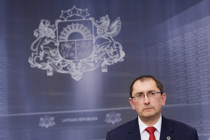 Министр сообщения Латвии Талис Линкайтс объявил, что AirBaltic больше не летает над Беларусью. Фото Valsts kanceleja