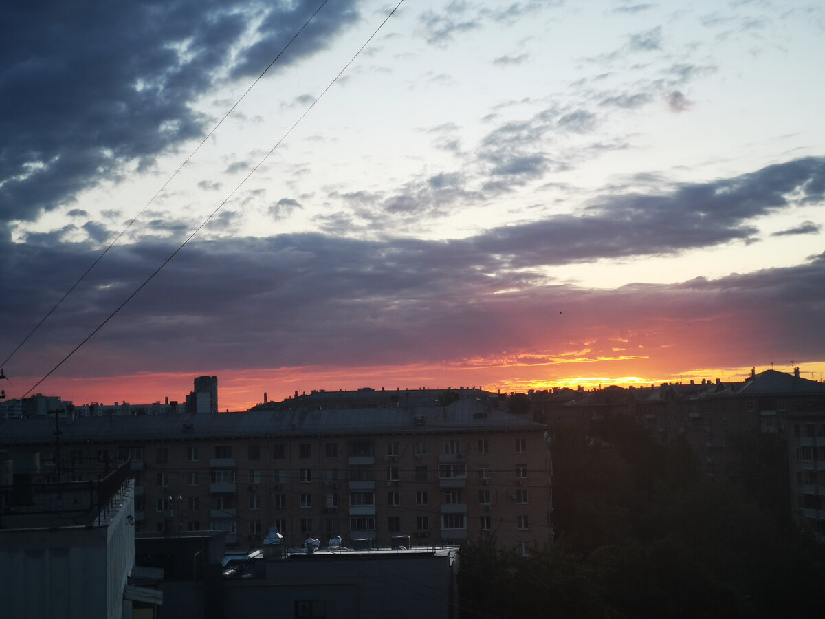 Утро в большом городе