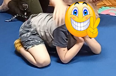 Кошечка-старушка, на снимке не совсем правильно: надо поднять попу