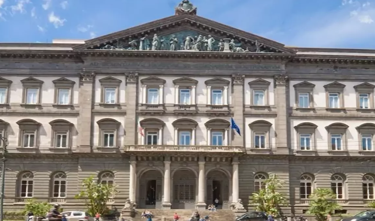 Неаполитанский университет