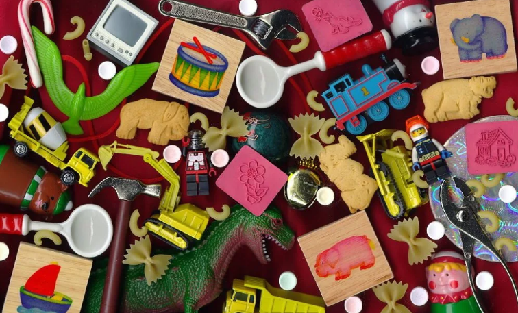 Много мелких предметов на одной картинке