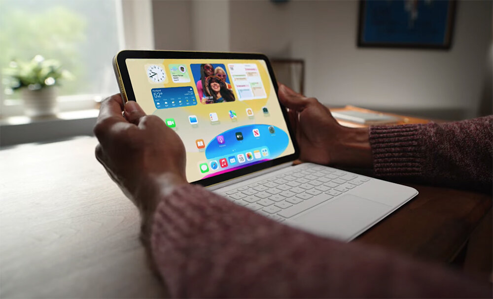    © youtube.com/Apple UAE