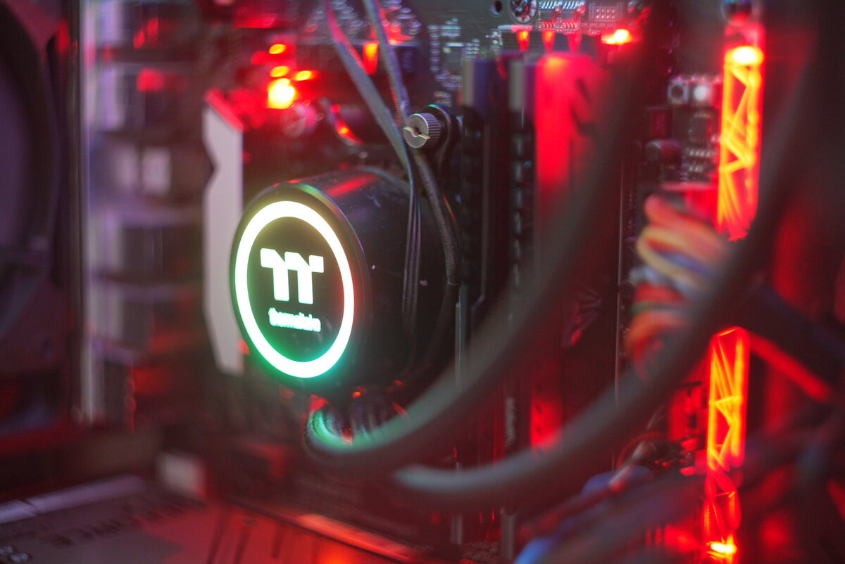 Процессор с недорогой водянкой. 