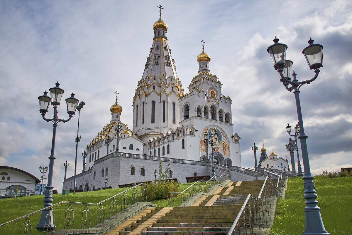 храм памятник всех святых в минске