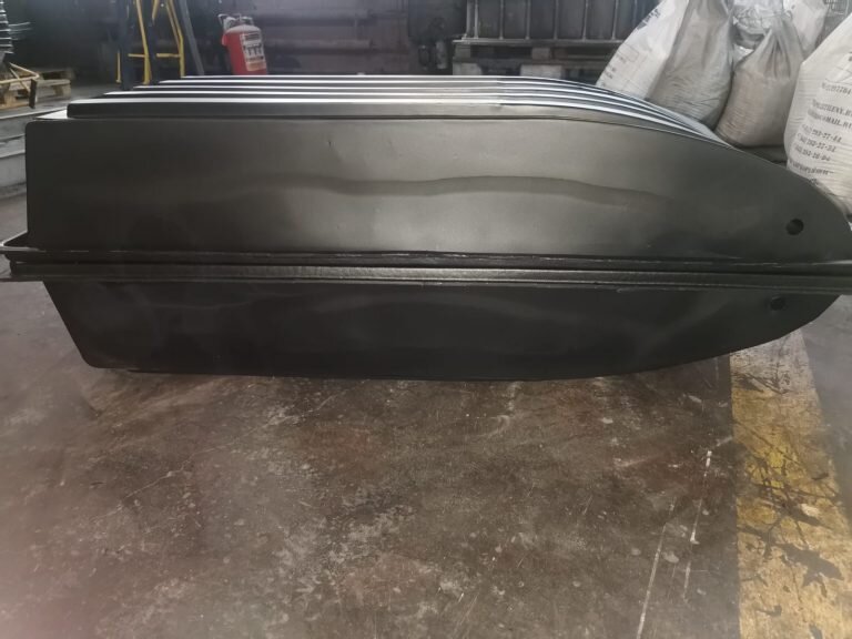 Автобокс из саней волокуш Ермак 1500 (1500-600-260 мм)