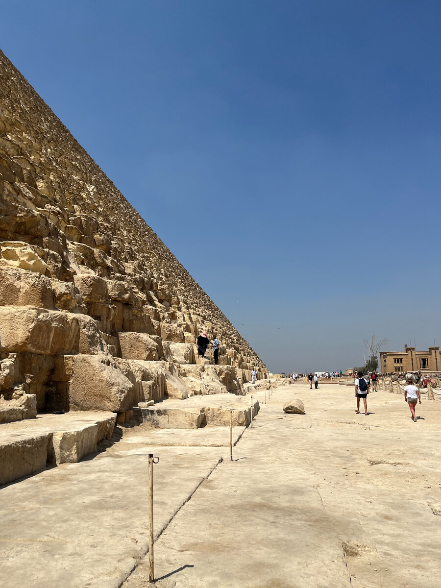 Фото 1 Октябрь 2022 года. Пирамиды Гизы. Великая пирамида Хеопса.