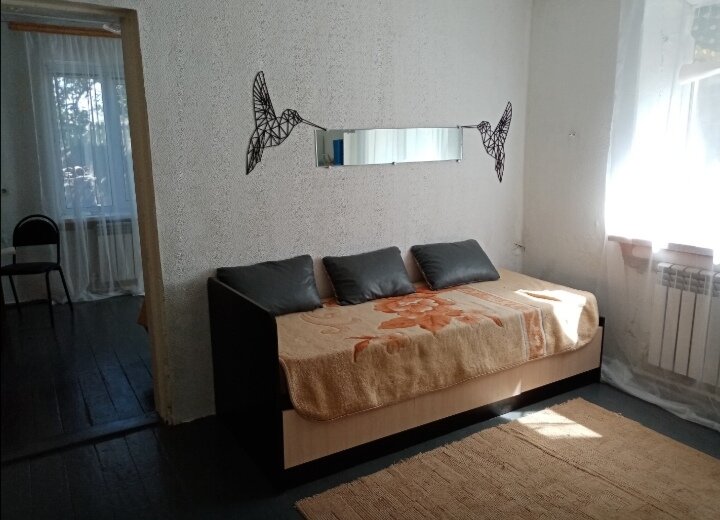 Кровать для одного отлично, 2м*80см,с матрасом. 