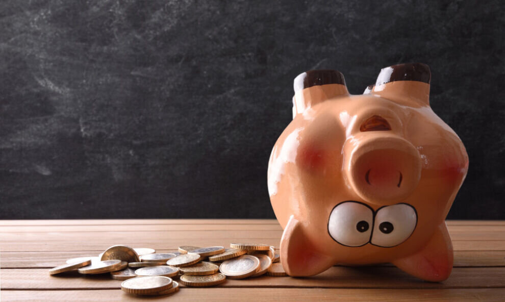    Финансист Бадалов рассказал, как распределить предновогодние траты