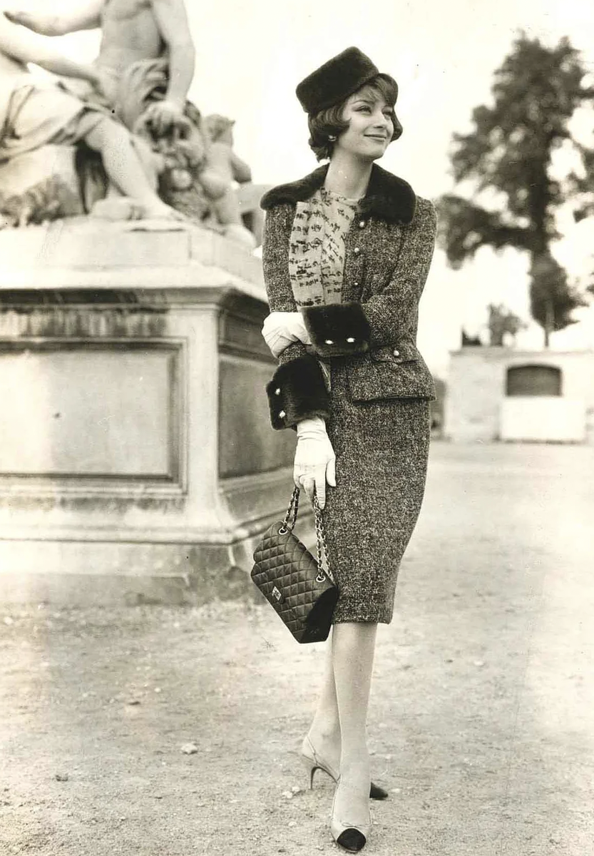 мода 50х годов 20 века. 1950-е в россии мода. твидовый костюм коко шанель. мода диор 1950х. стиль 50-х годов.
