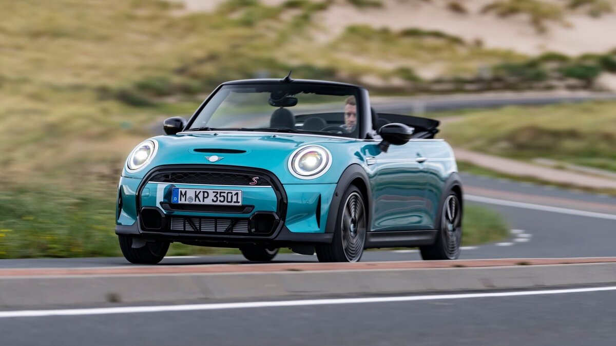    MINI Convertible Seaside Edition. Фото BMW Group