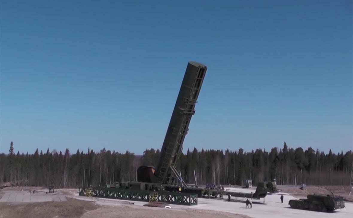 Баллистическая ракета  - это не "хухры-мухры".  фото: картинки  яндекса.