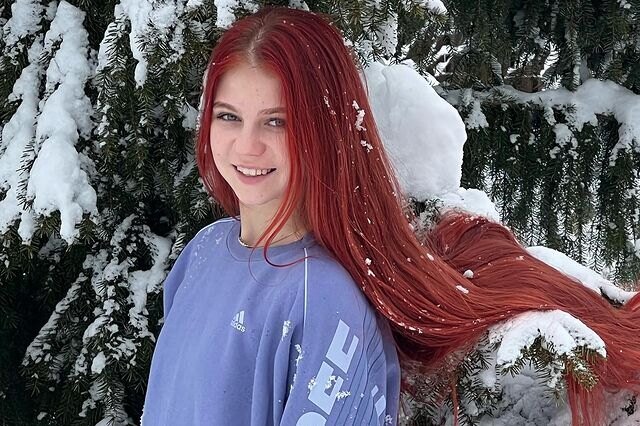     Александра Трусова снялась с чемпионата России по фигурному катанию