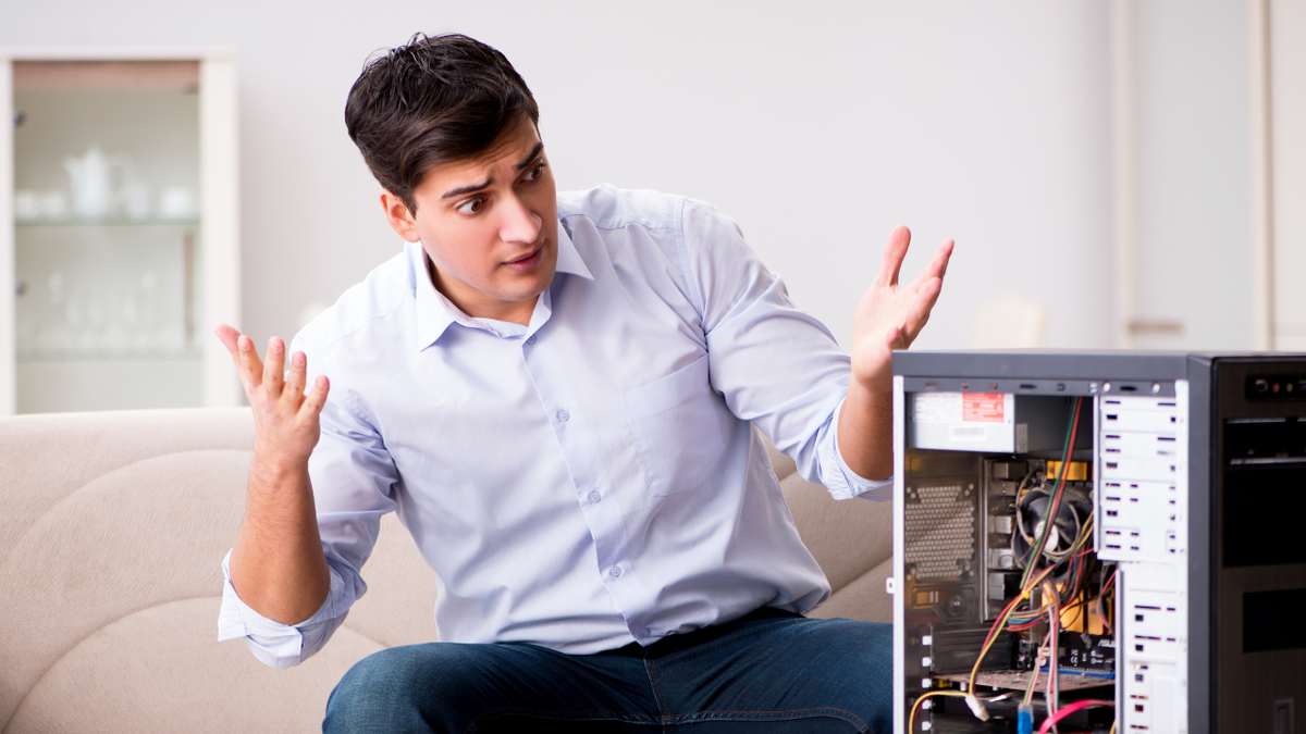 Включи компьютер проблем. Медленный компьютер. Тормозит компьютер. Неработающий компьютер. Проблемы с компьютером картинки.