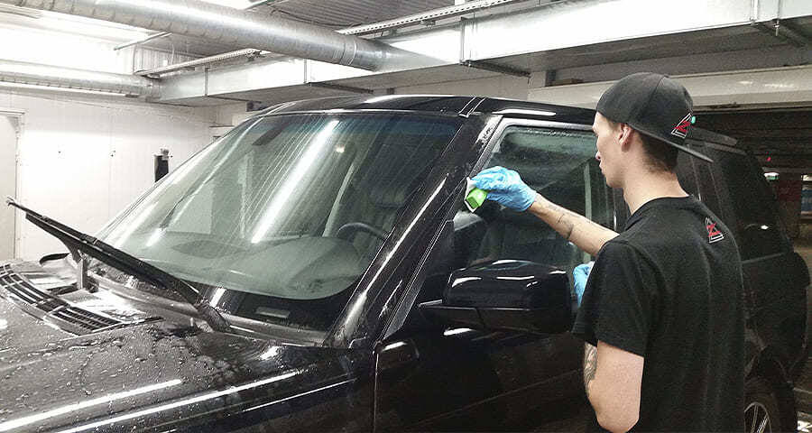 Пользовательская фотография "Подготовка к нанесению антидождя"