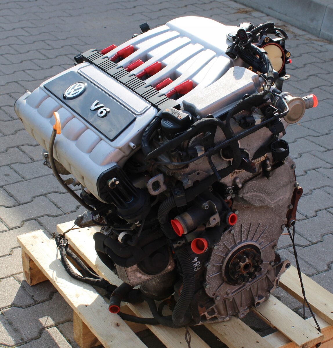 Двигатель Volkswagen Golf R32