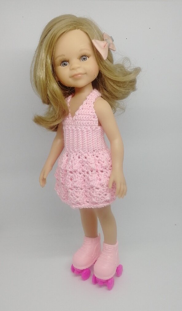 Такой сарафан получился у меня, при желании его можно украсить цветами или другим декором или использовать при  вязании фактурную пряжу