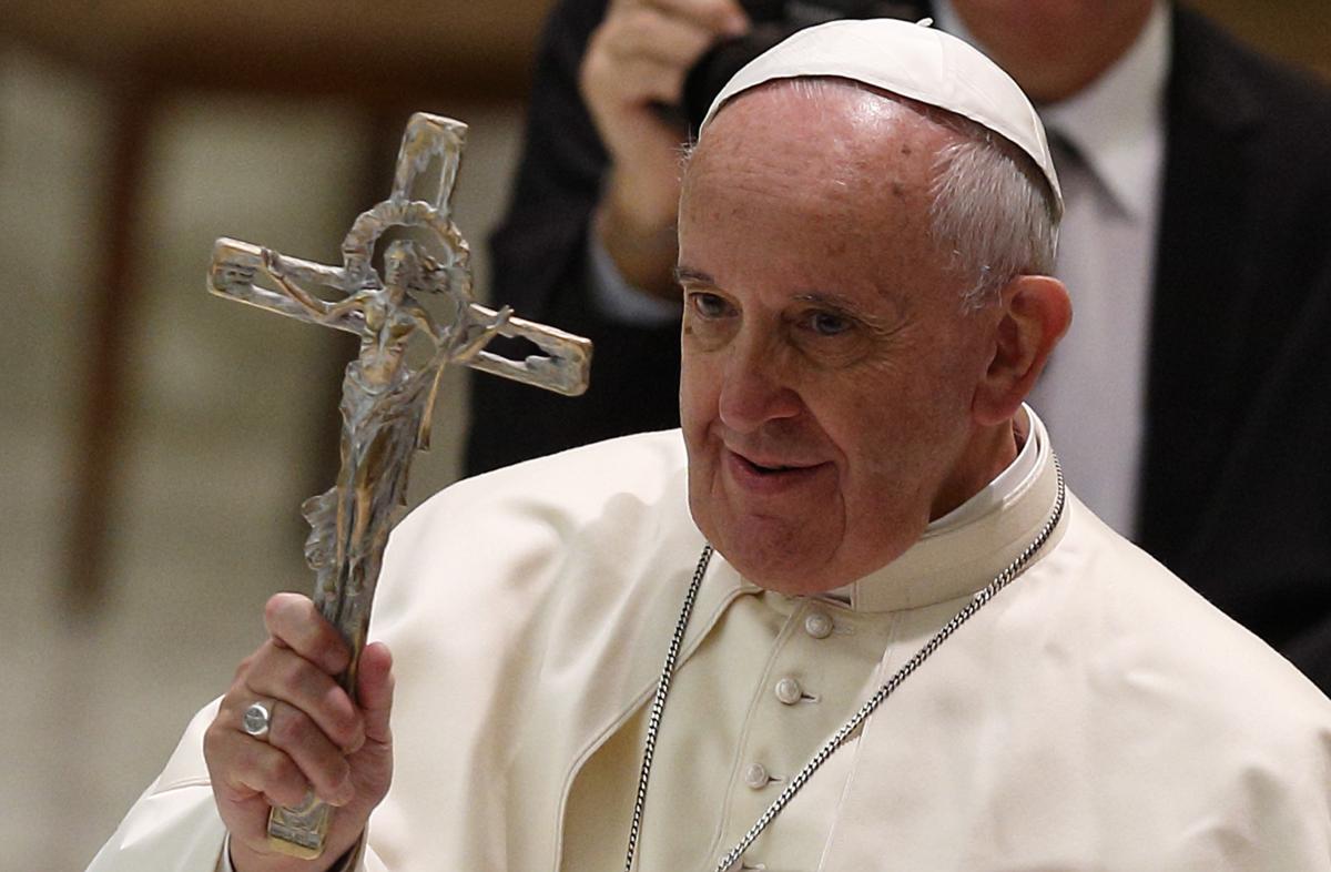 Католические священники могут жениться. Папа Франциск. Крест папы Франциска. Папа Римский Бенедикт сатана. Крест папы Римского.