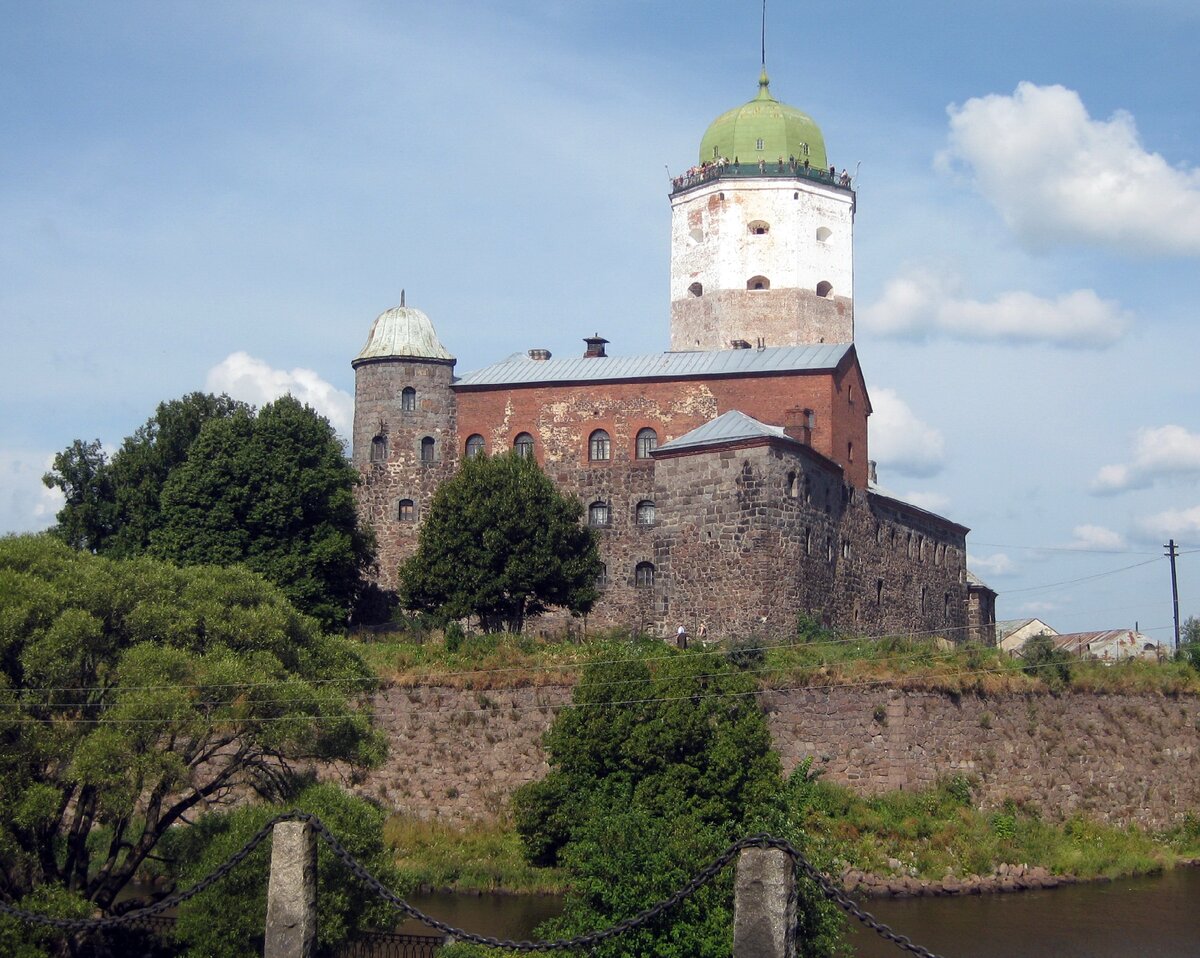 Выборгский замок. Фото автора