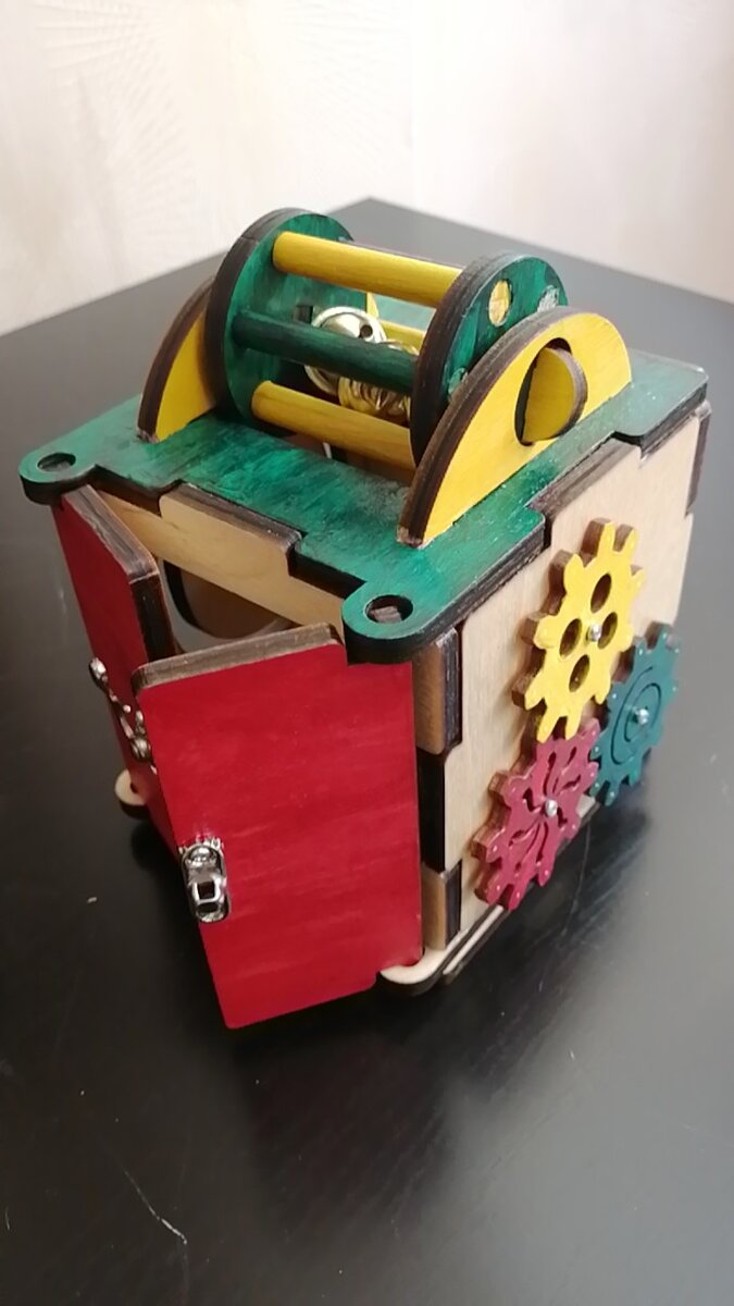 Бизикубик 10×10 см. 