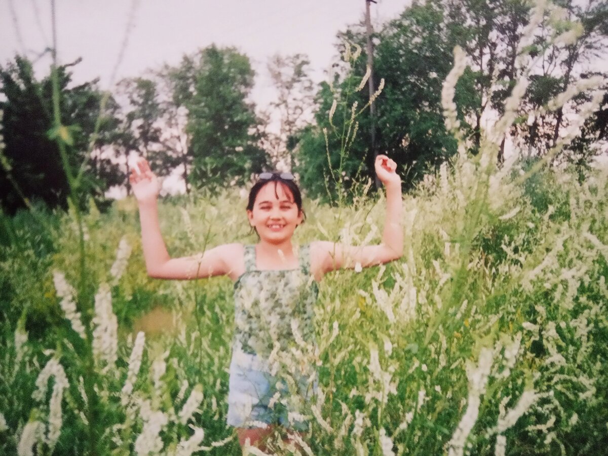 Я в возрасте 10 лет. Как раз столько мне было, когда происходили описываемые мной события