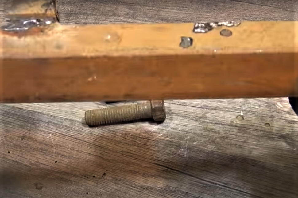 Профильная труба.