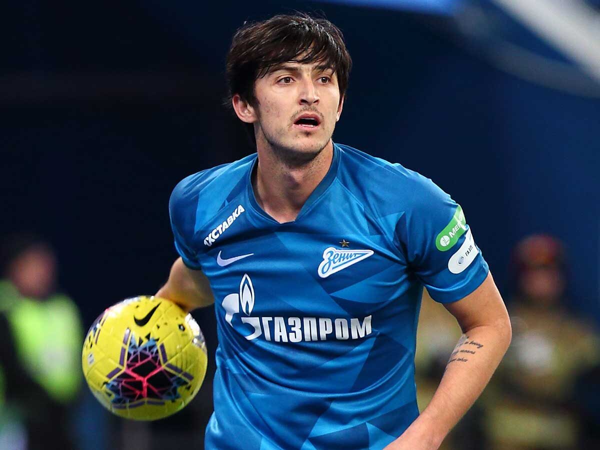 В Испании сообщают об интересе к Азмуну со стороны "«Севильи»