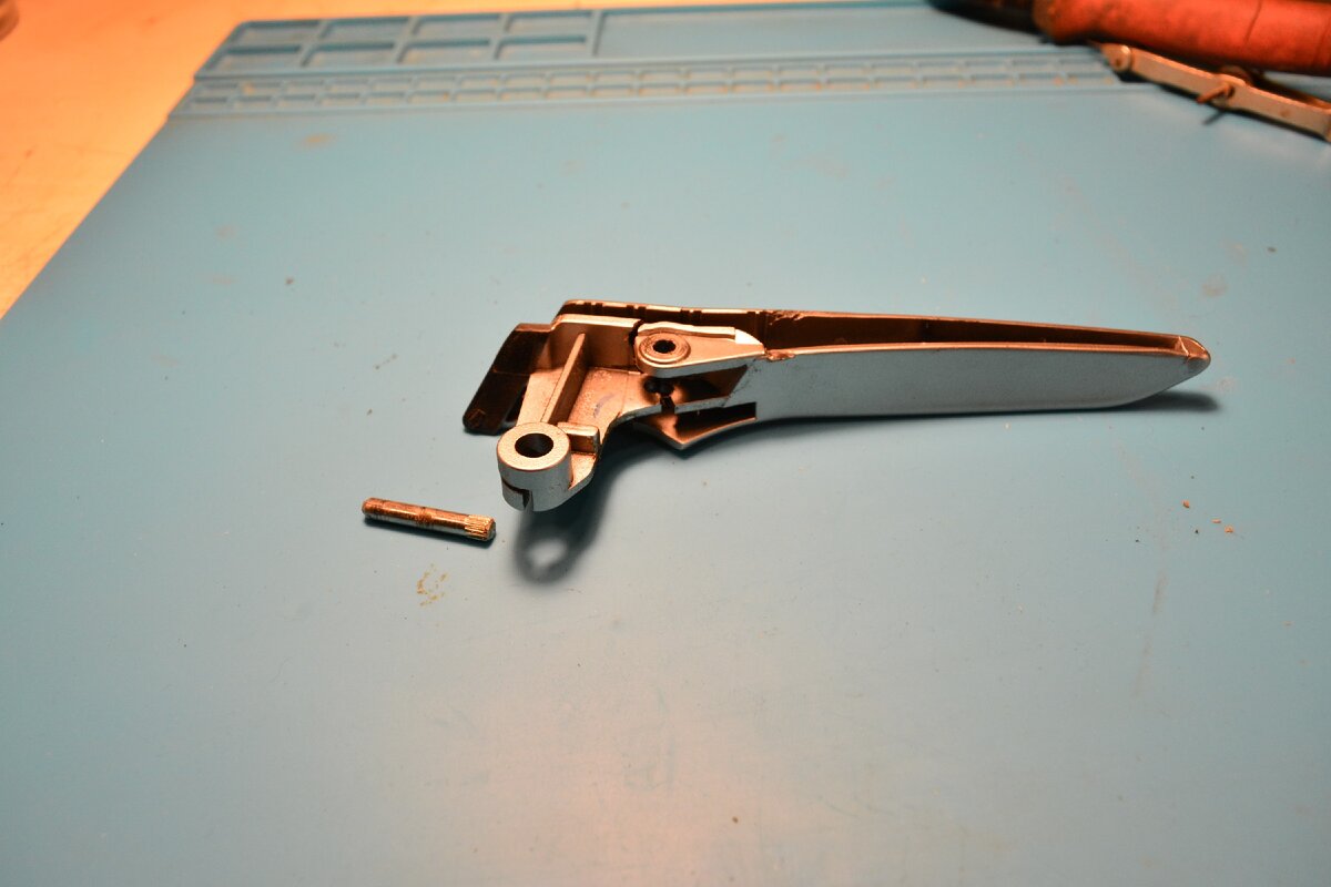 снятые сломанные ручки (листаем галерею)