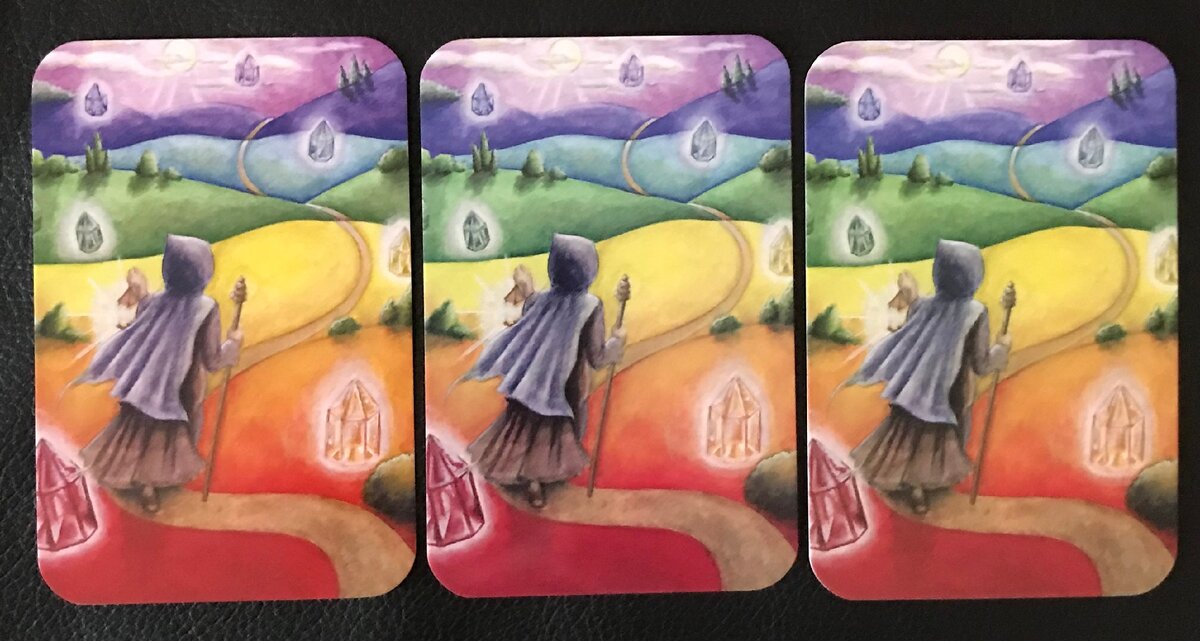 Мысленно проговорите вопрос и выбирайте ту карту,к которой больше тянет. 