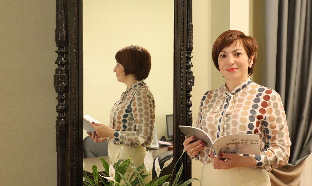 Ирина Вячеславовна Сафарова - директор государственного музея-заповедника  М. Ю. Лермонтова 