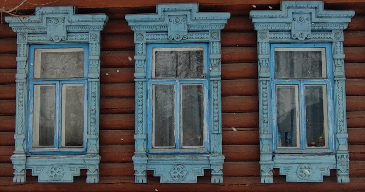 Наличники с солнцами, г.Иваново