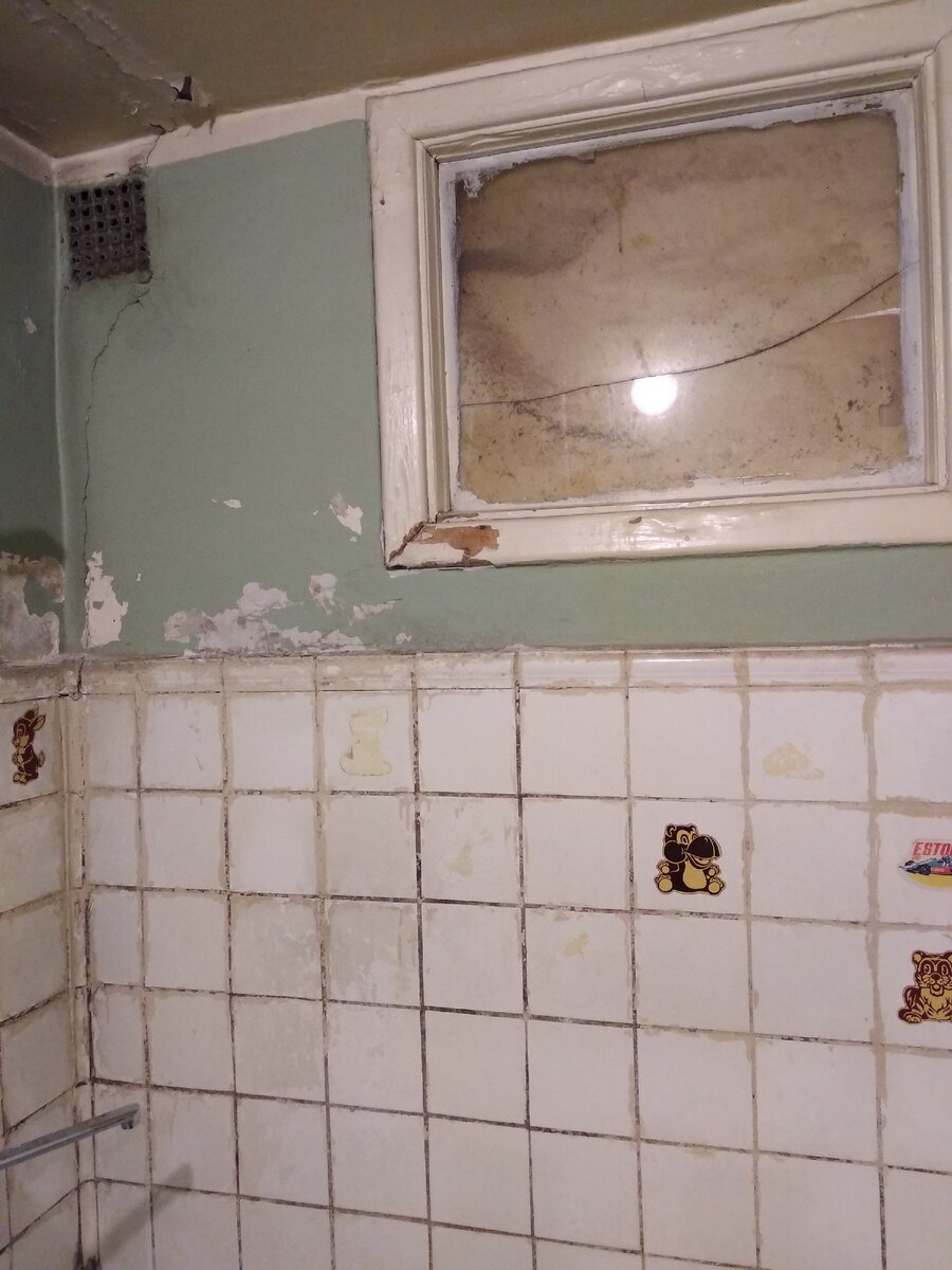 Щель между ванной и стеной: как заделать правильно, 10 способов с фото | rov-hyundai.ru