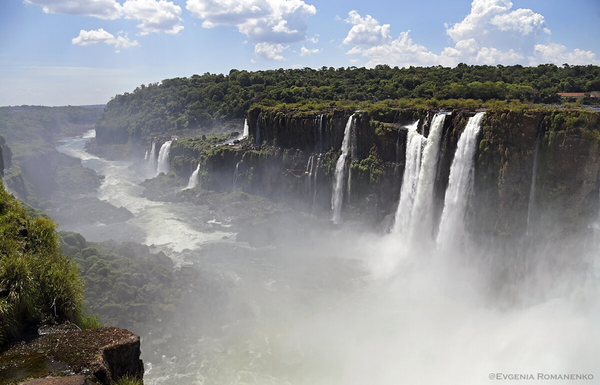 До водопада «Глотка Дьявола» можно добраться на специальном «экологическом поезде»