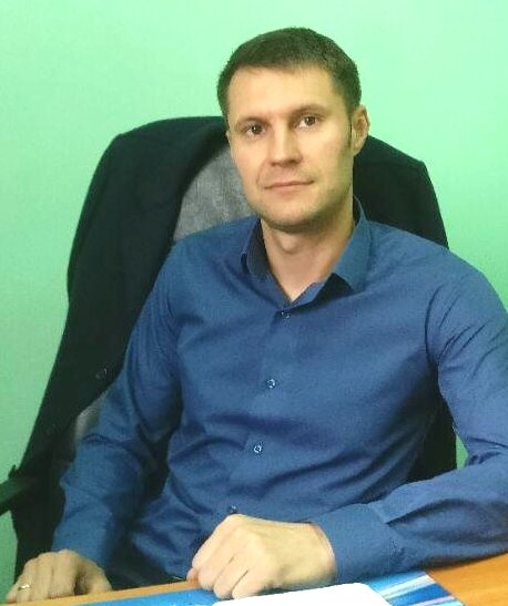 Работал в разных сферах. Выбрал франшизу сервиса «Максим». 
Фото из личного архива Андрея Горюнова.