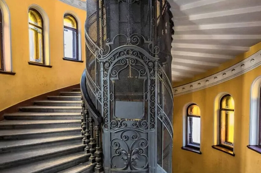 Источник: https://excurspb.ru/bus/busobz/insta-tur-chast-1/