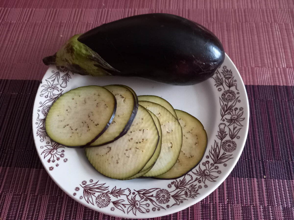 В темно-фиолетовых сортах полезных веществ больше