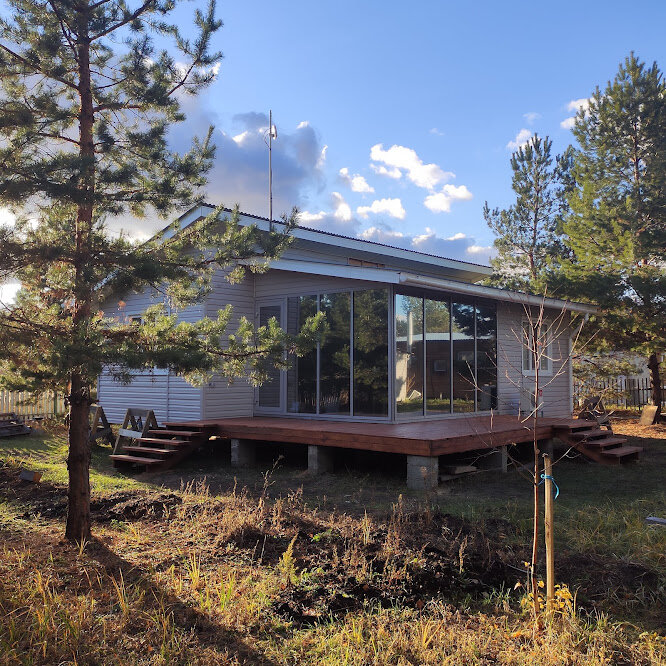 Все кто видел наш дом, первым делом отмечают нашу "веранду"