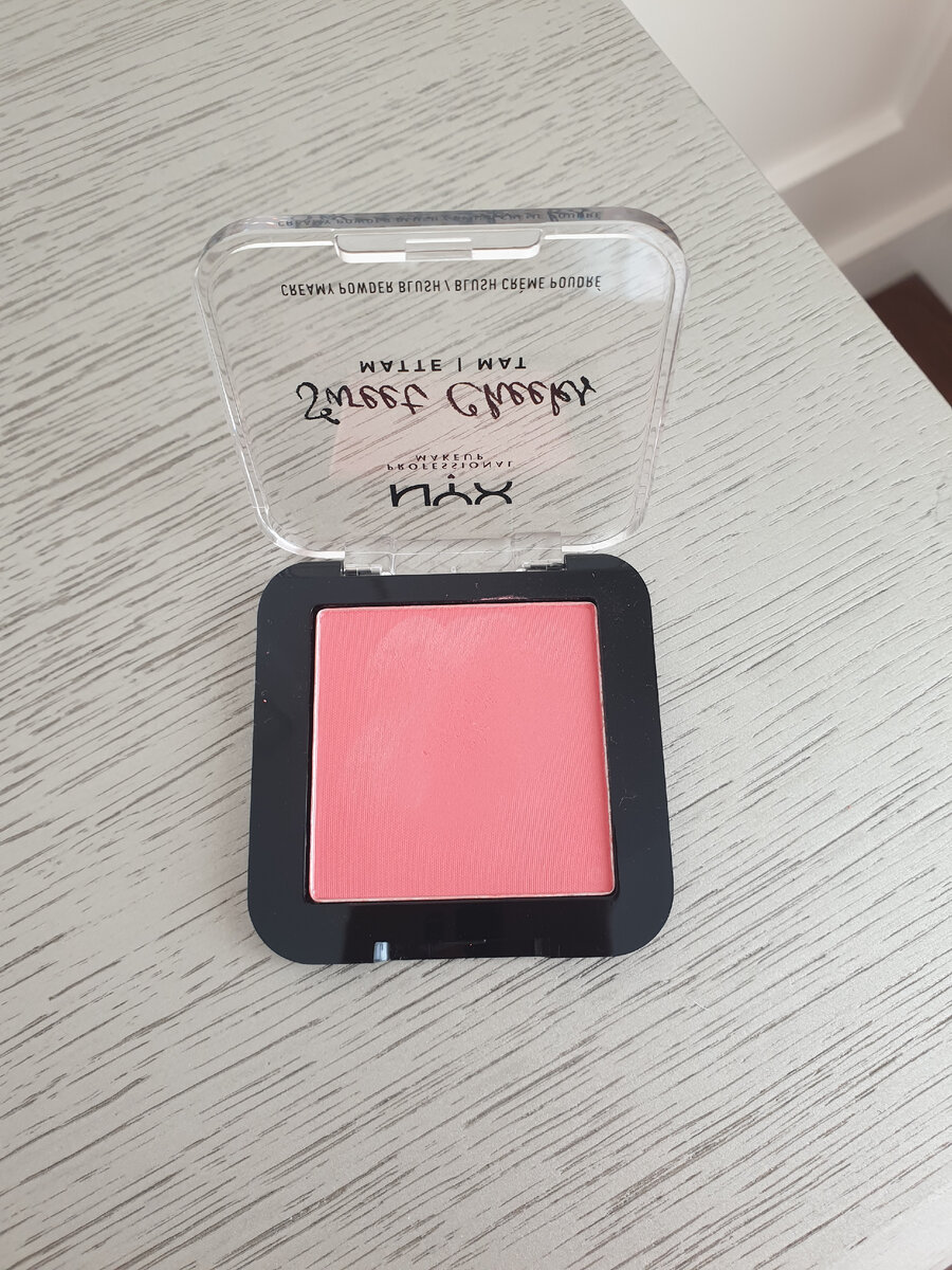 Румяна NYX. Цвет  - ярко-розовый. МАТОВЫЕ! 