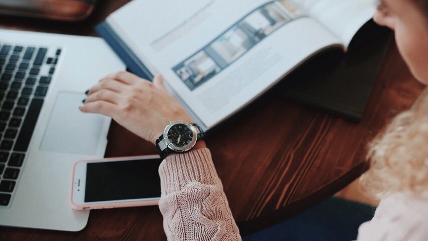 Хранить в дензнаках сейчас точно не лучшая идея.