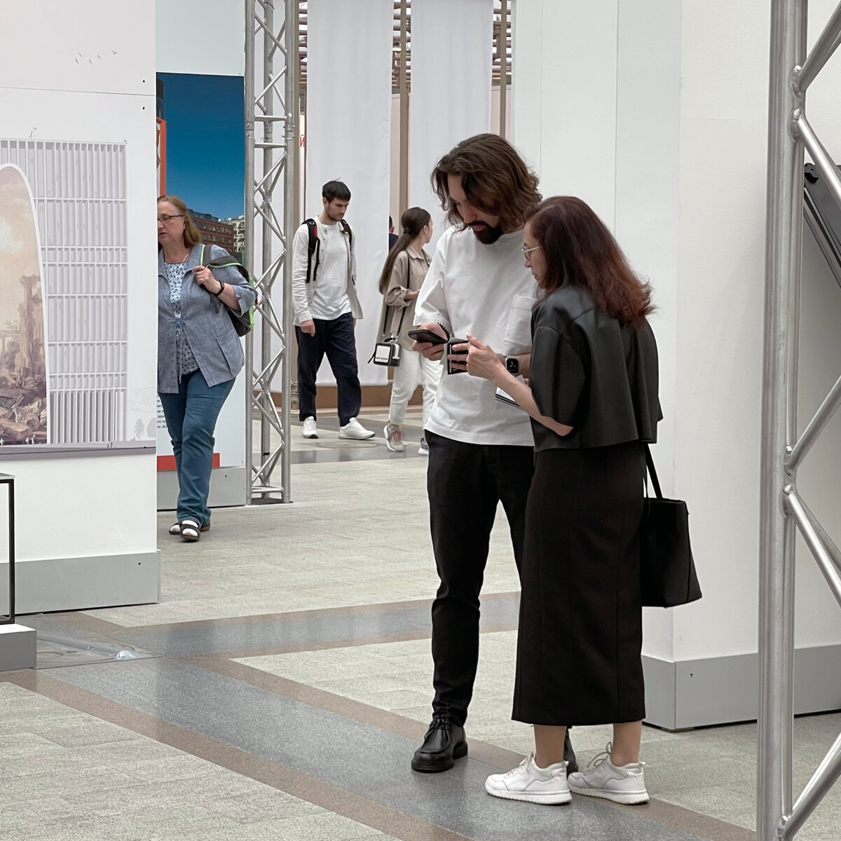 АРХ Москва - площадка для поиска новых деловых связей и знакомства с передовыми материалами и технологиями 