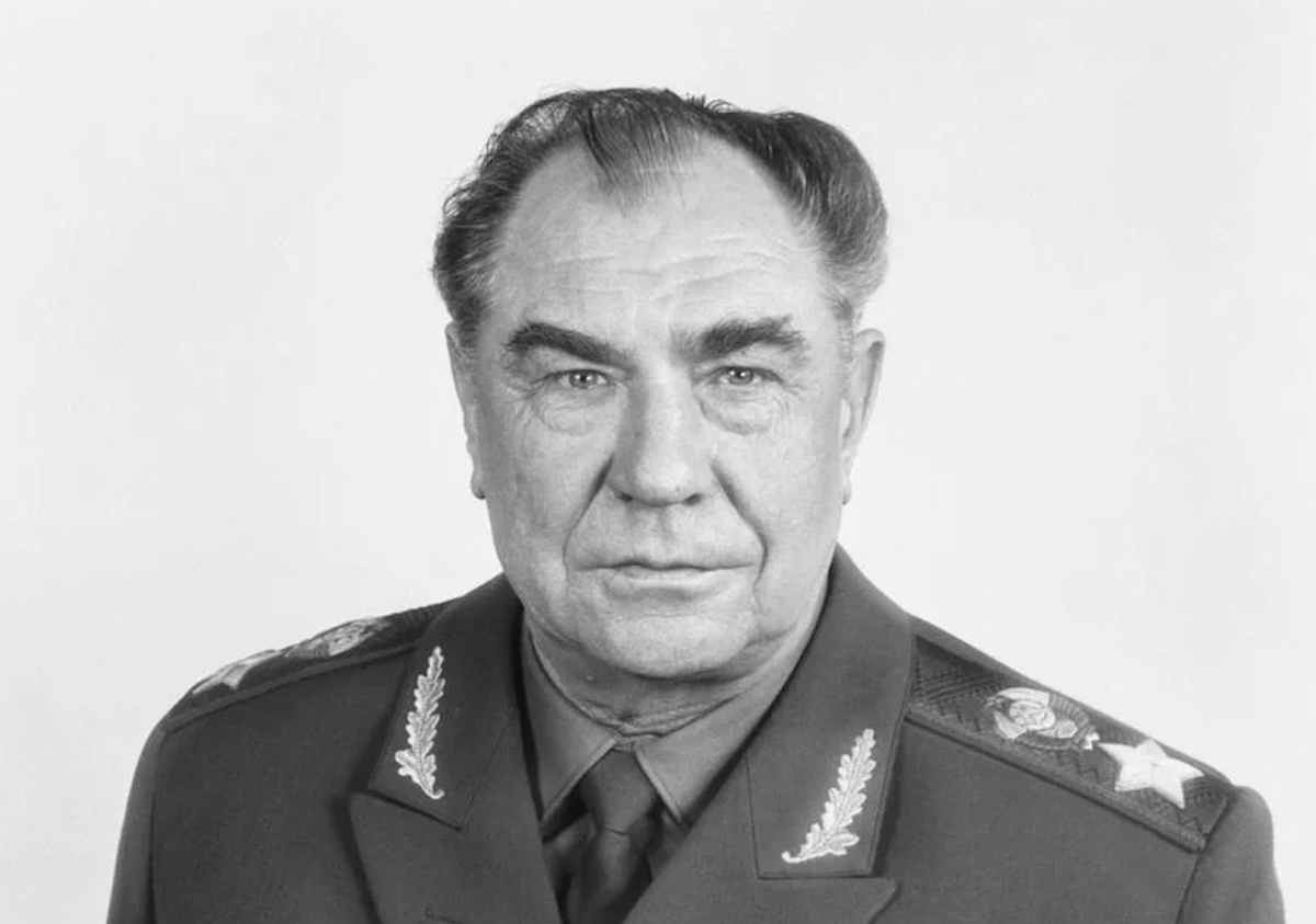Язов Дмитрий Тимофеевич. Маршал Язов 1991. Дмитрий Язов министр обороны СССР. Дмитрий Язов 1991.