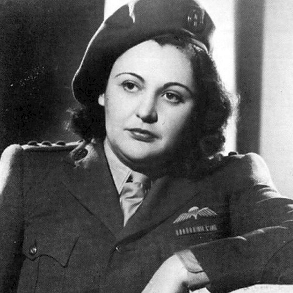 Нэнси Уэйк в 1945 году. Фото из свободных источников