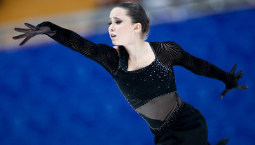 Пазл Валиевой, снятие Трусовой. Женщины представили произвольные программы на контрольных прокатах  📷
