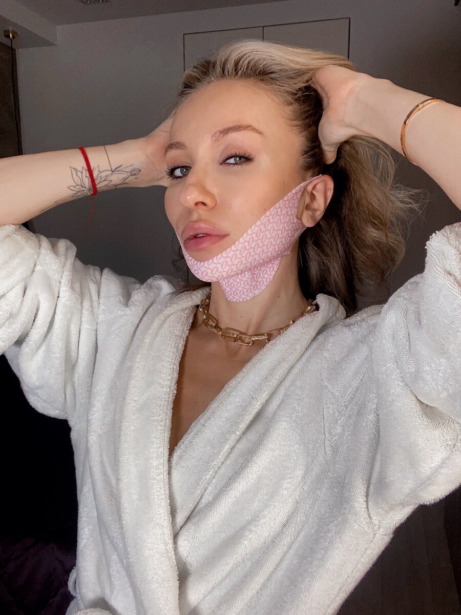 «LAMUCHA - V-Up Mask»