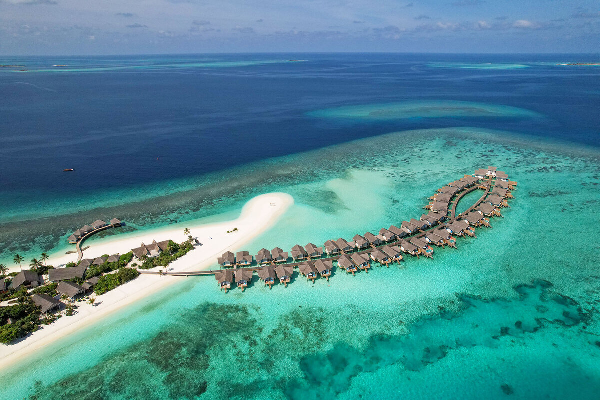 Мальдивы из москвы 2024 с авиаперелетом. Атолл Раа Мальдивы. Cora Cora Maldives 5 Раа Атолл. Райское место.